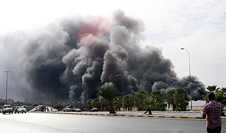 Взрыв на родине Каддафи убил 100 человек Взрыв на родине Каддафи убил 100 человек