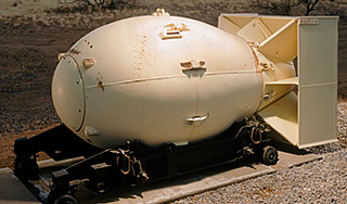 США уничтожат главную бомбу холодной войны США уничтожат главную бомбу холодной войны