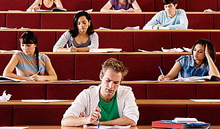 Колледжи США переходят на ночное обучение Колледжи США переходят на ночное обучение