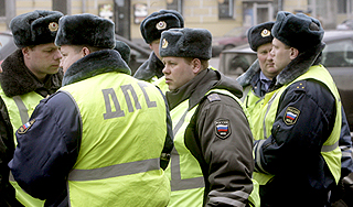 Сотрудников ДПС расстреляли на дороге Сотрудников ДПС расстреляли на дороге