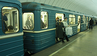 В московском метро задымился поезд В московском метро задымился поезд