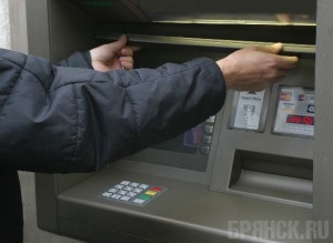 Четверо неизвестных выпотрошили банкомат в БГСХА