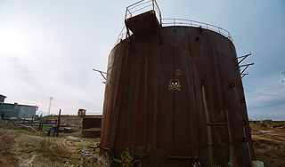 Смертельный яд течет из Казахстана в Россию Смертельный яд течет из Казахстана в Россию