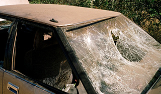 В Братске расстреляли несколько машин В Братске расстреляли несколько машин