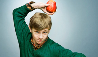 Ученик пригрозил посадить педагога на кол Ученик пригрозил посадить педагога на кол