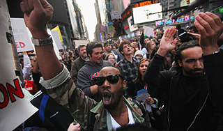 Захватчики WallStreet блокировали порт Захватчики WallStreet блокировали порт