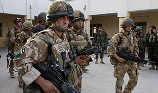 Великобритания готовит вторжение в Иран Великобритания готовит вторжение в Иран