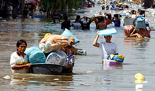 Ошибка властей еще больше затопила Бангкок Ошибка властей еще больше затопила Бангкок