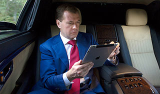 Медведев нашел средство от интернет-пиратов Медведев нашел средство от интернет-пиратов