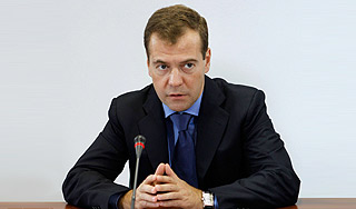 Медведев: Угрозы могут закончиться войной Медведев: Угрозы могут закончиться войной