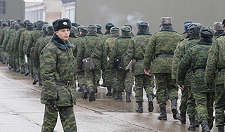 Минобороны вывозит солдат из Таджикистана Минобороны вывозит солдат из Таджикистана