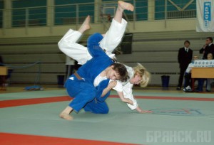 Лучшим спортсменам вручат муниципальные гранты