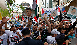 Сирийцы пошли на штурм посольств Сирийцы пошли на штурм посольств