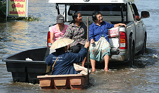 Жители Бангкока хотят покончить с собой Жители Бангкока хотят покончить с собой