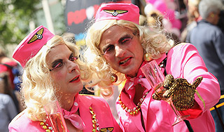 В Петербурге запрещают "извращения" В Петербурге запрещают "извращения"