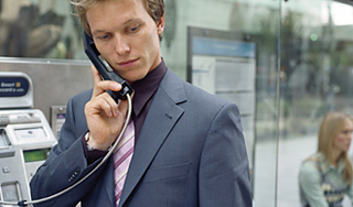 В Москве появились бесплатные таксофоны В Москве появились бесплатные таксофоны