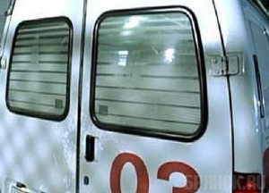 В Клинцах «скорая помощь» врезалась в иномарку