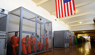 США посадили российского туриста в тюрьму США посадили российского туриста в тюрьму