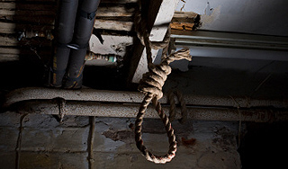 Школьники покончили с собой в Якутске Школьники покончили с собой в Якутске