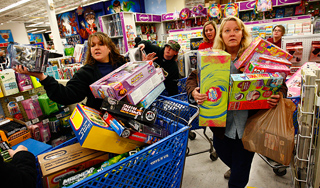 США переживают "черную пятницу" США переживают "черную пятницу"