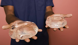 Девушка хочет вернуть себе грудь 38 размера Девушка хочет вернуть себе грудь 38 размера