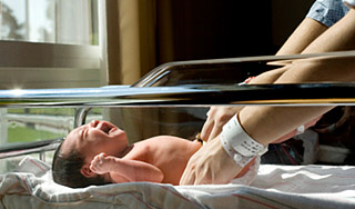 Младенцы умерли во время родов Младенцы умерли во время родов