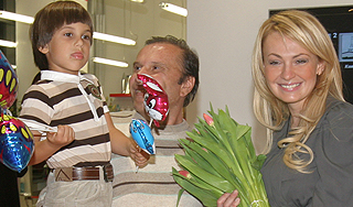 Рудковская забрала детей у Батурина Рудковская забрала детей у Батурина