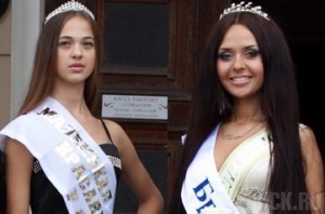 Брянские девушки привезли награды с конкурса «Краса России-2011» Виктория Савенкова и Елена Молчанова