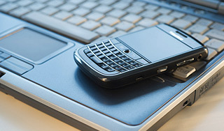 Смартфон поймали на слежке за владельцем Смартфон поймали на слежке за владельцем