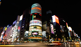 С улиц Москвы уберут мигающую рекламу С улиц Москвы уберут мигающую рекламу