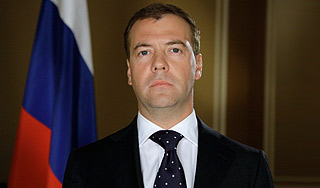 Медведев призвал россиян сделать выбор Медведев призвал россиян сделать выбор