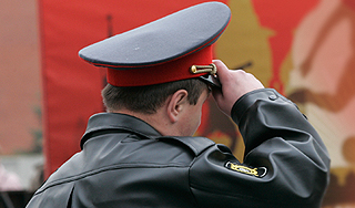 Полицейские вымогали пять миллионов Полицейские вымогали пять миллионов