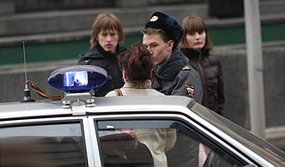 Пьяный водитель сбил двух женщин в Москве Пьяный водитель сбил двух женщин в Москве