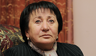 Оппозиция готовит "инаугурацию" Джиоевой Оппозиция готовит "инаугурацию" Джиоевой