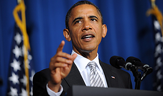 Обама пообещал "прижать" Уолл-стрит Обама пообещал "прижать" Уолл-стрит