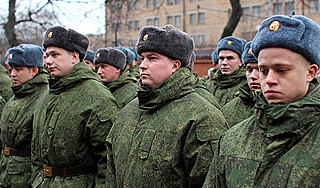 В армию будут добирать выпускников вузов В армию будут добирать выпускников вузов