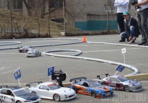 Около 200 автомоделистов и мотоциклистов покажут свое мастерство