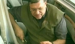 Избитый российский посол покинул Катар Избитый российский посол покинул Катар