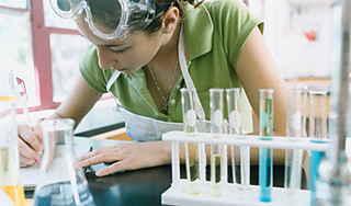 Москва доплатит работающим студентам Москва доплатит работающим студентам