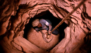 Террористы сбежали из тюрьмы через подкоп Террористы сбежали из тюрьмы через подкоп