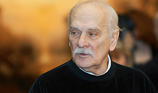 Петрa Фоменко увезли в больницу Петрa Фоменко увезли в больницу