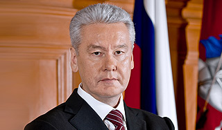 Собянин уволил Ресина Собянин уволил Ресина