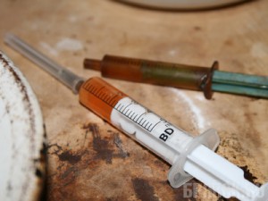 Жителя Сельцо наказали за изготовление наркотиков и попытку дать взятку