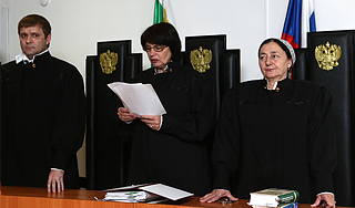 Приговор родственнику Рахмона пересмотрят Приговор родственнику Рахмона пересмотрят