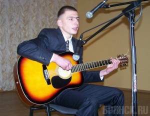 Брянский экс-заключенный победил на Всероссийском фестивале Илья Карайванский