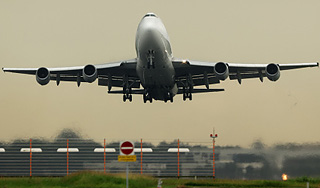 В России введут льготы на авиаперевозки В России введут льготы на авиаперевозки