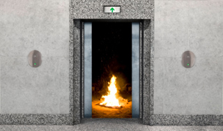 Пожилую женщину сожгли в лифте за долги Пожилую женщину сожгли в лифте за долги