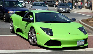 Американец разбил Lamborghini за 6 часов Американец разбил Lamborghini за 6 часов