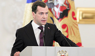 Медведев выступит с последним посланием Медведев выступит с последним посланием