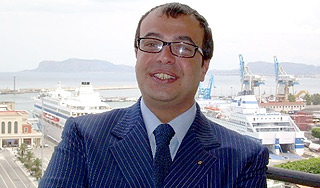 Брат преемника Берлускони обвинен в подкупе Брат преемника Берлускони обвинен в подкупе